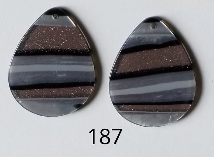 Tear Drop Acrylic Centers