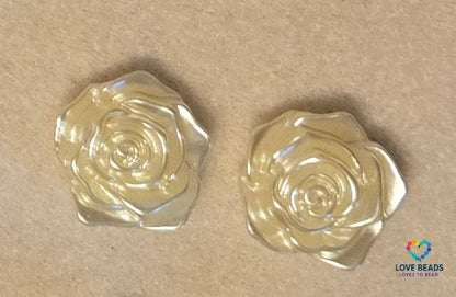 18mm Acrylic Satin Finish Flatback Roses